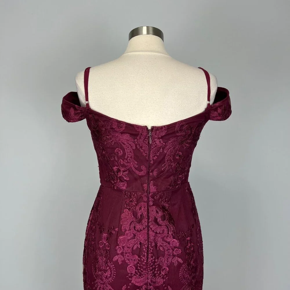 Off-Shoulder Burgundy Lace Maxi Dress - Picture 11 of 16